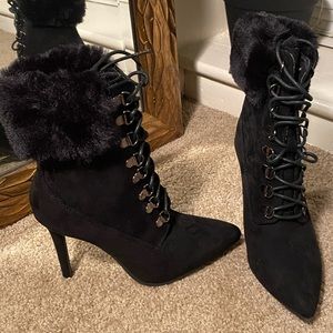 Black Fur Top Booties 👢